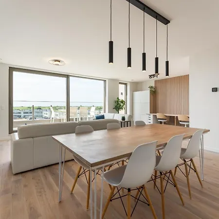 Lichtrijk En Ruim Met Zeezicht - 5p Appartement Ostende