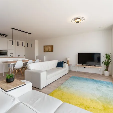 Lichtrijk En Ruim Met Zeezicht - 5p Apartment