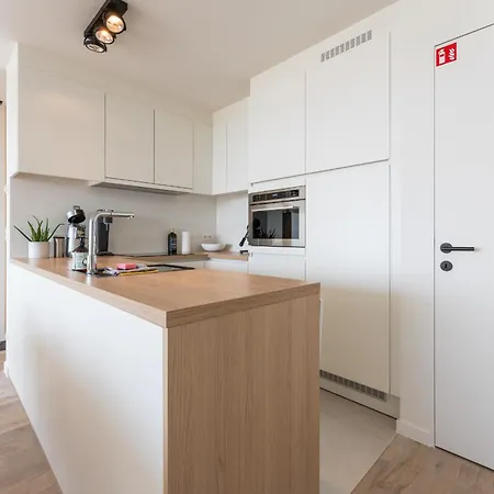 Apartment Lichtrijk En Ruim Met Zeezicht - 5p